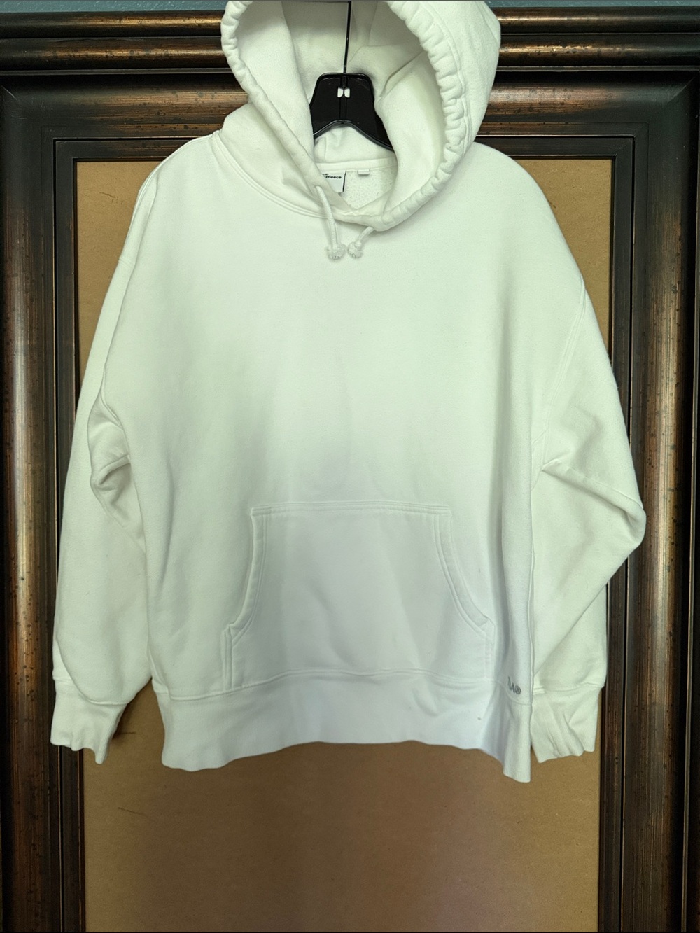 Aritzia TNA White Boyfriend fit Hooded Pullover Sweatshirt